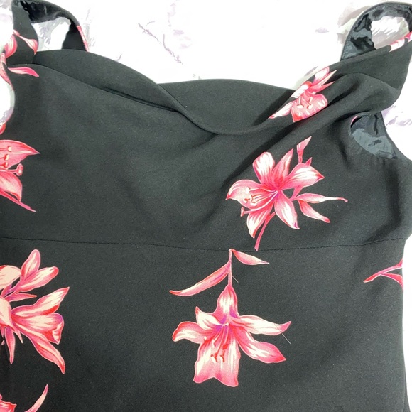 Jones Wear Flowered Dress - Picture 6 of 6